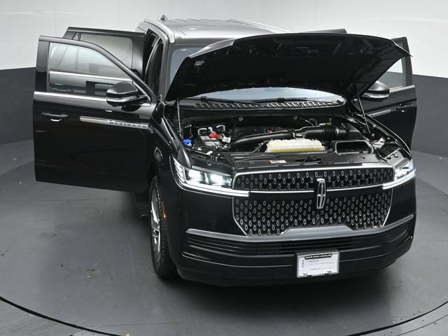 Certified 2025 Lincoln Navigator L Reserve AWD/4WD image 55