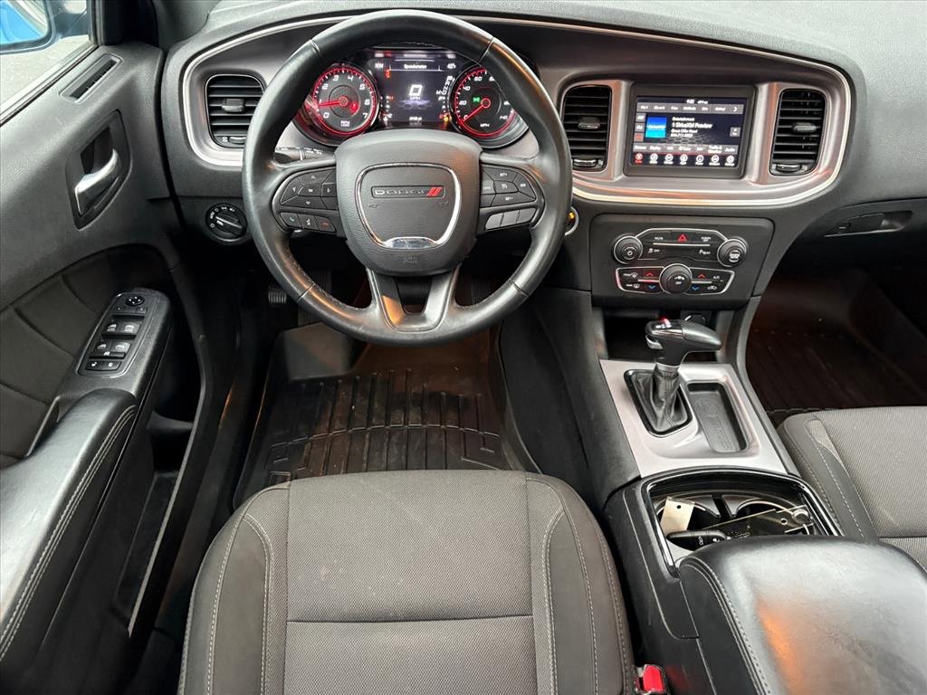 Used 2019 Dodge Charger SXT image 19