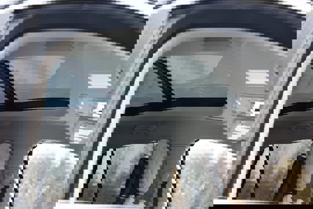 Used 2025 Lincoln Aviator Reserve w/ Equipment Group 201A image 13