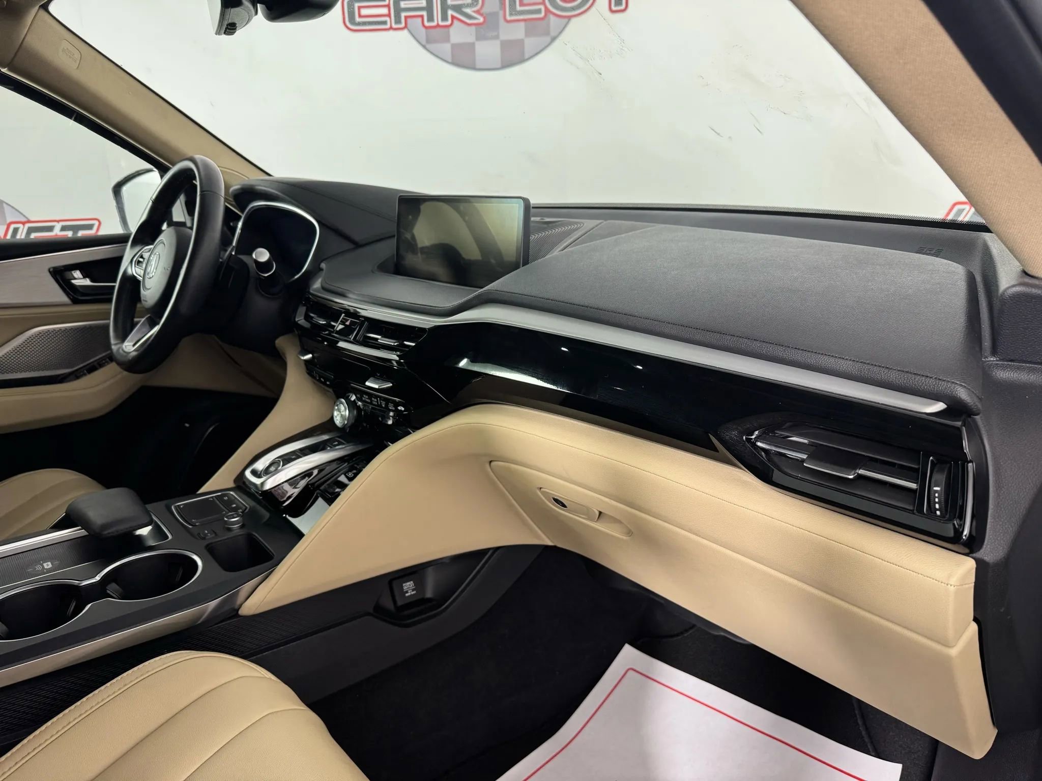 Used 2022 Acura MDX SH-AWD image 12