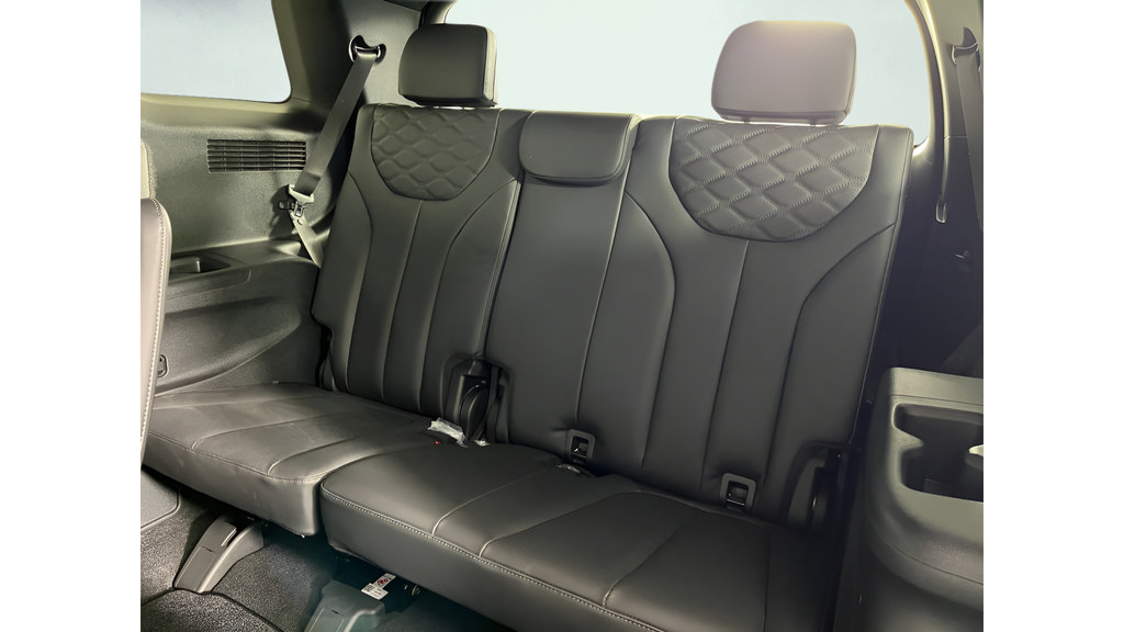 Used 2022 Hyundai Palisade Calligraphy w/ Cargo Package FWD image 13