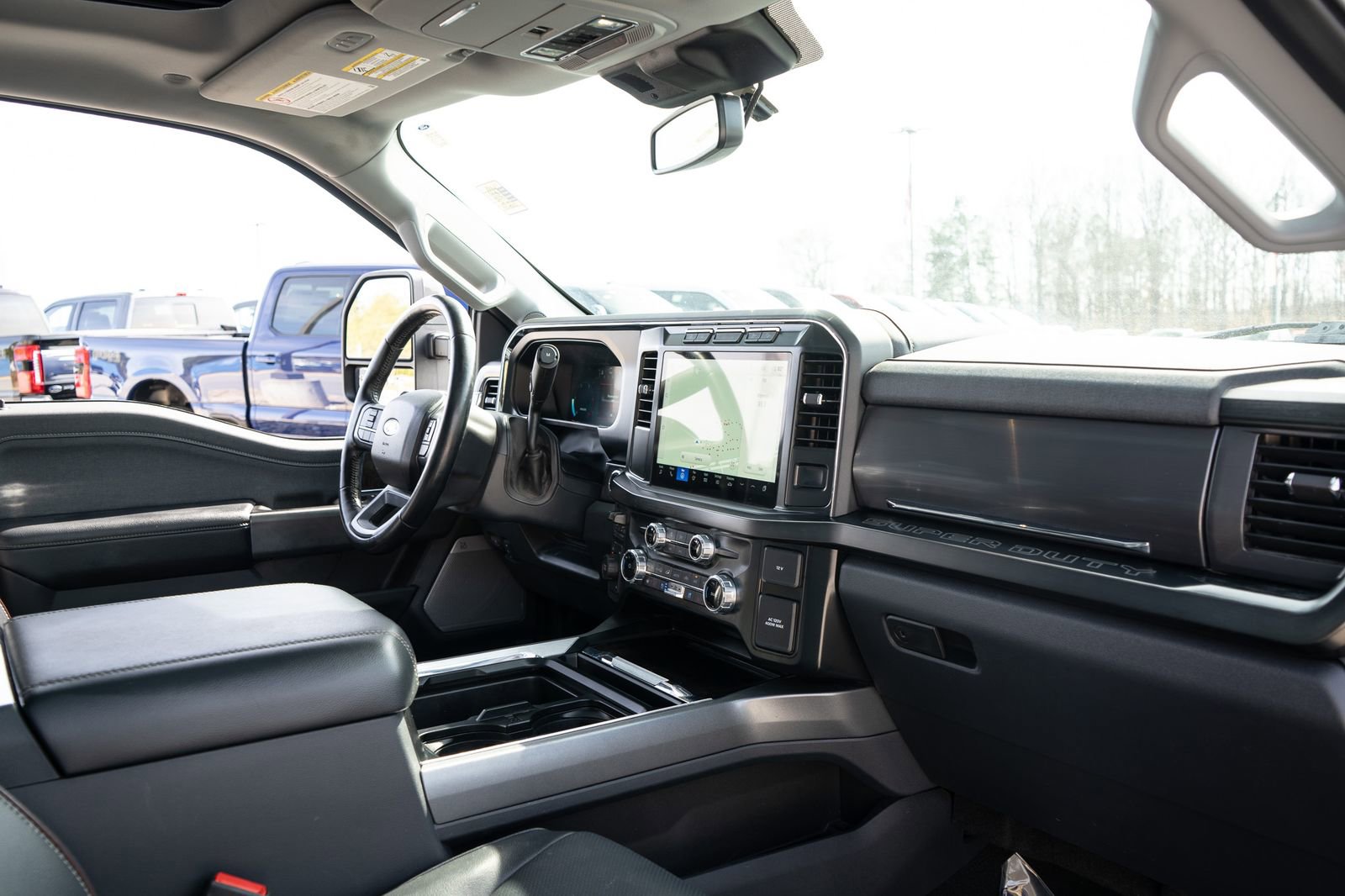 Used 2023 Ford F450 Lariat w/ FX4 Off-Road Package image 40