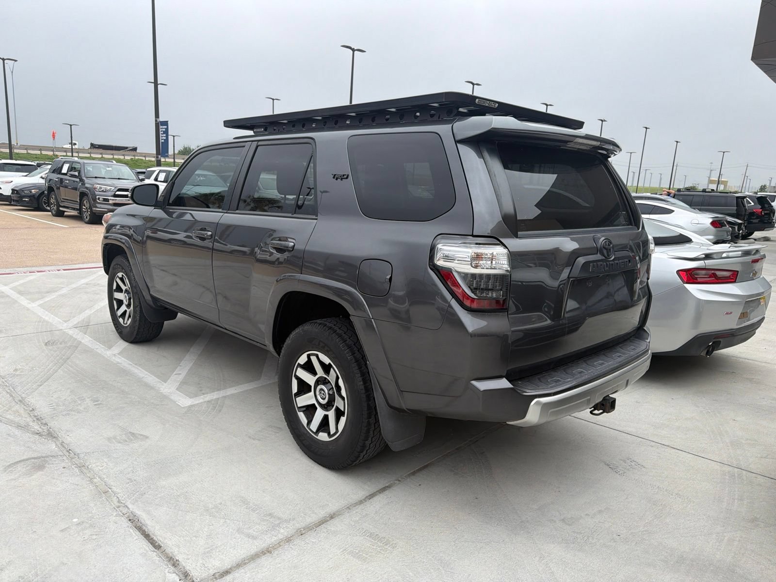 Used 2017 Toyota 4Runner TRD Off-Road Premium AWD/4WD image 6