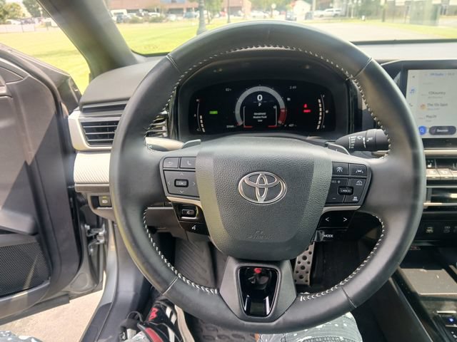 Used 2025 Toyota Camry SE w/ Multimedia Upgrade Package FWD image 33