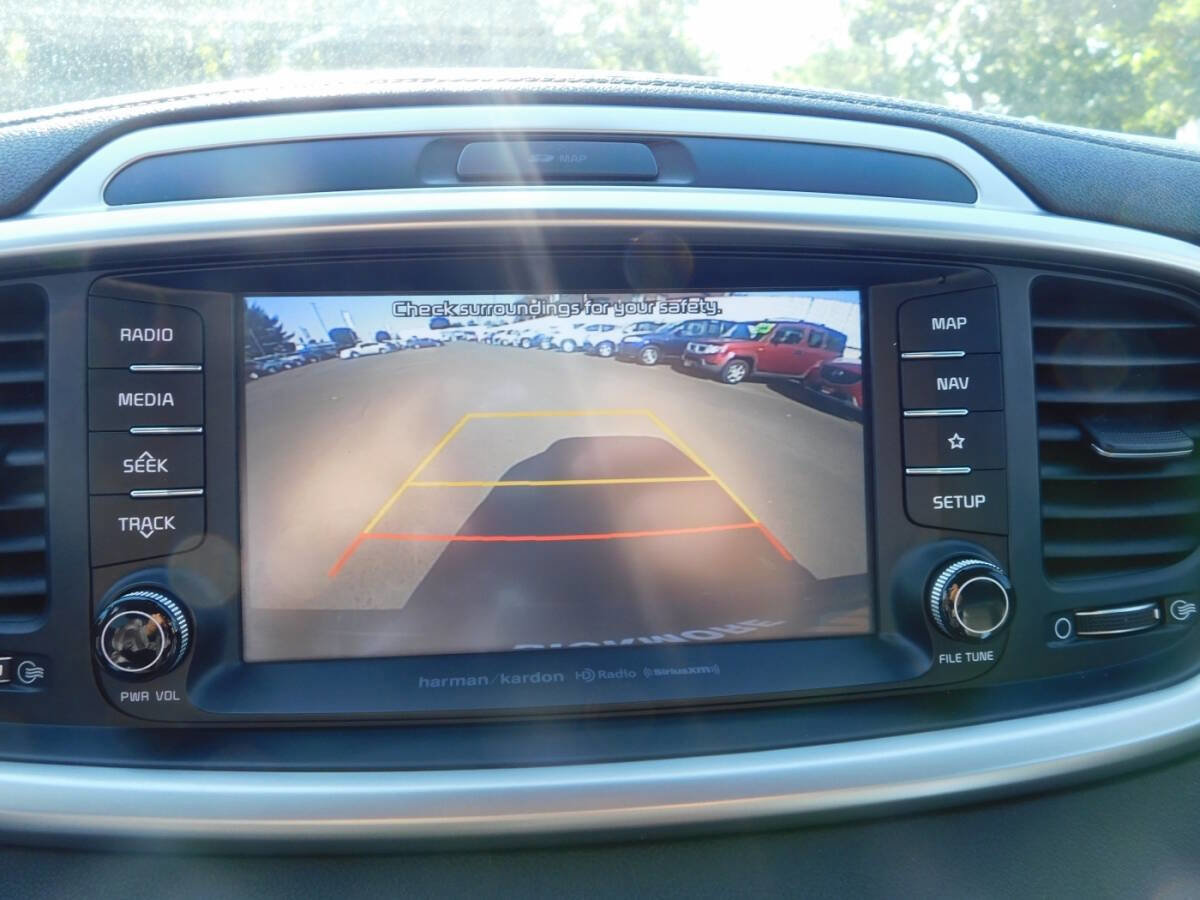 Used 2019 Kia Sorento EX w/ EX Premium Package image 15