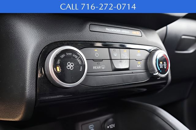 Used 2022 Ford Escape SE image 28
