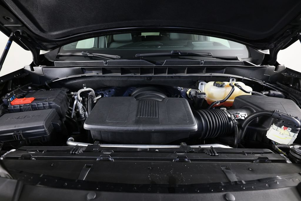 Used 2024 GMC Yukon Denali RWD image 41