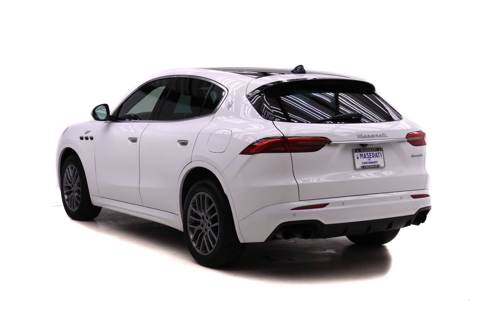 Used 2023 Maserati Grecale GT image 5