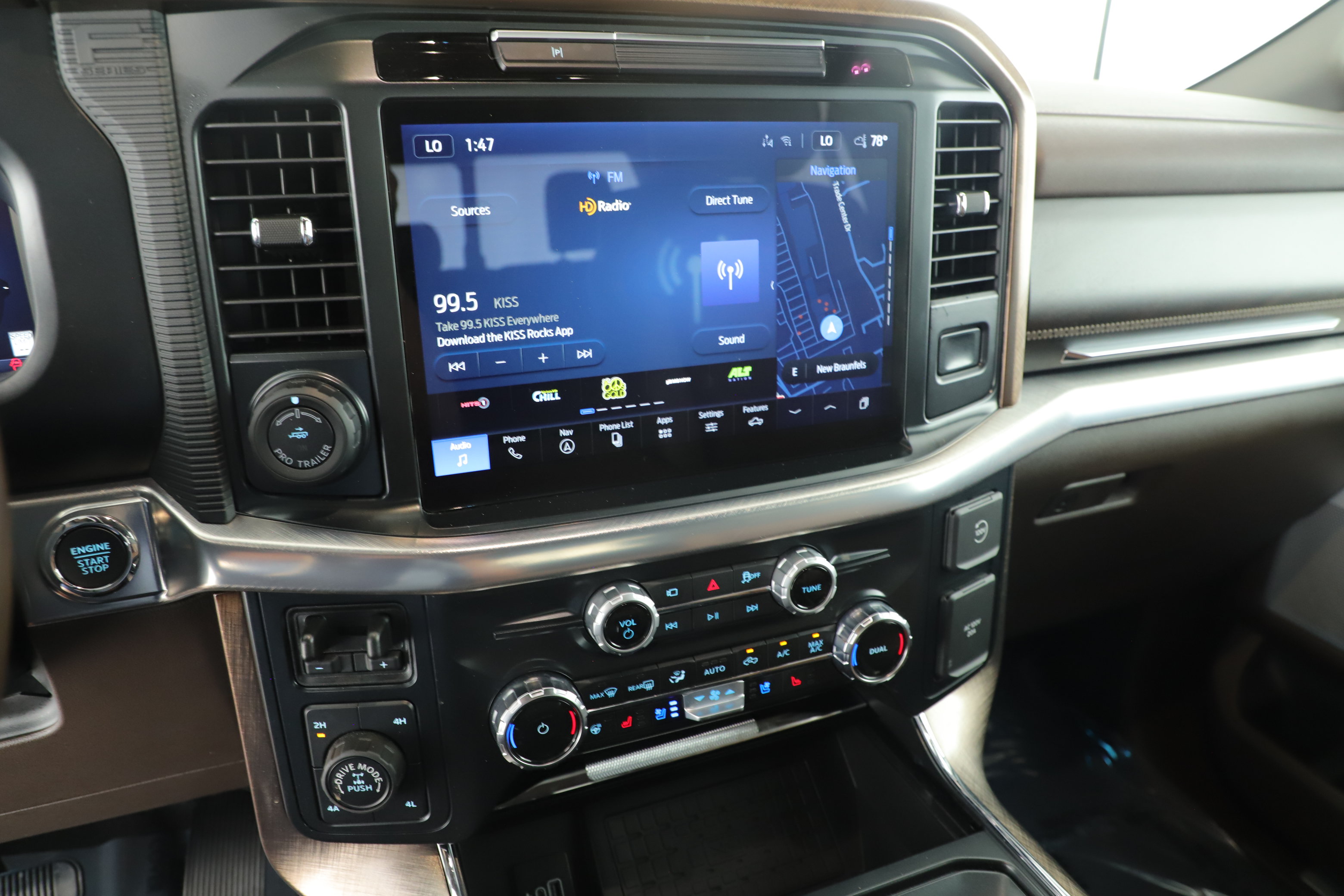 Used 2025 Ford F150 King Ranch AWD/4WD image 11