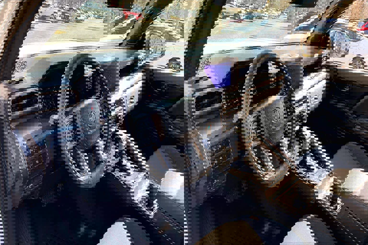 Used 2024 Toyota Tacoma SR5 image 17