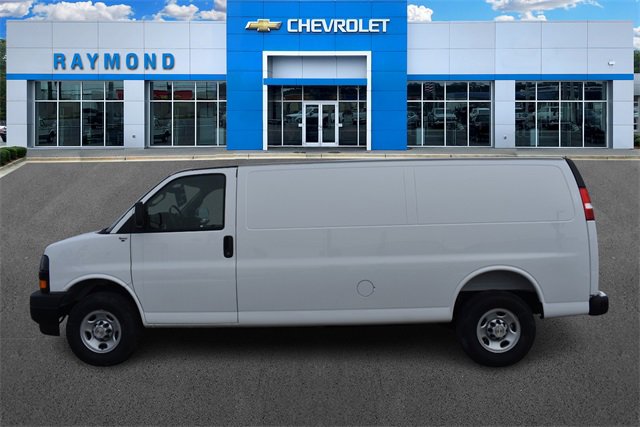 New 2025 Chevrolet Express 2500 Work Van image 6