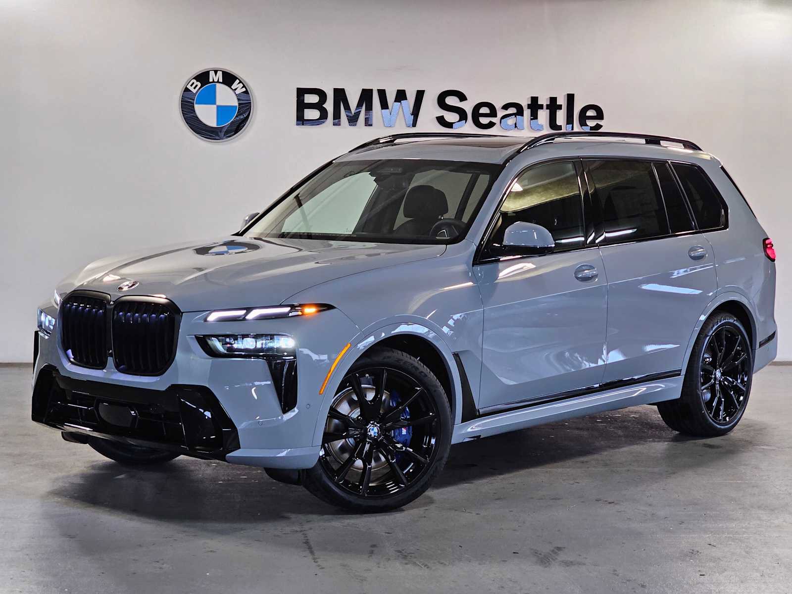 New 2026 BMW X7 xDrive40i w/ M Sport Package image 1