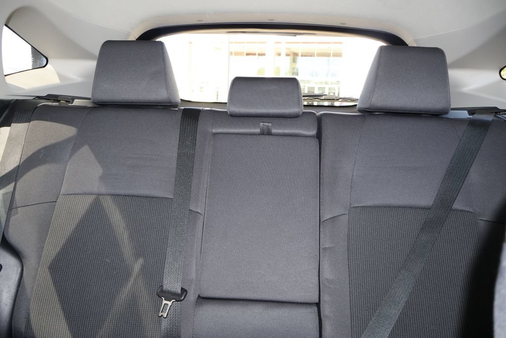 Used 2023 Toyota Venza LE AWD/4WD image 49
