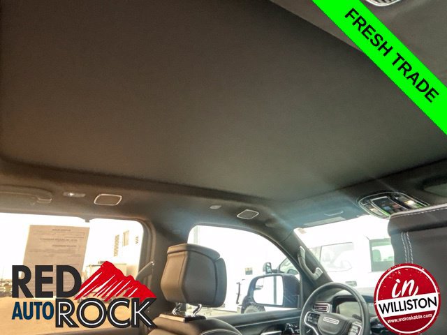 Used 2024 Jeep Grand Wagoneer Series II Obsidian w/ Quick Order Packagew 28T AWD/4WD image 10