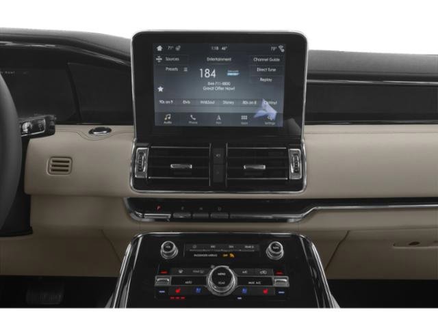 Used 2018 Lincoln Navigator L Select image 10