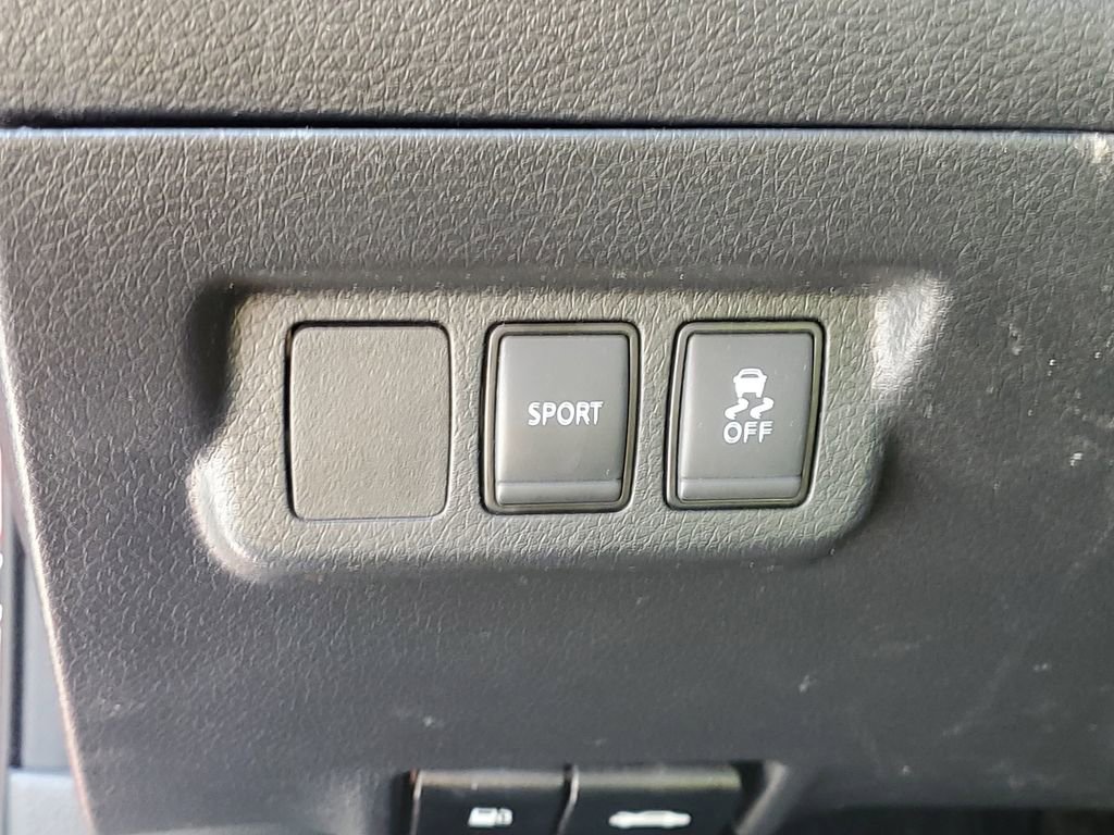 Used 2019 Nissan Sentra SR FWD image 20