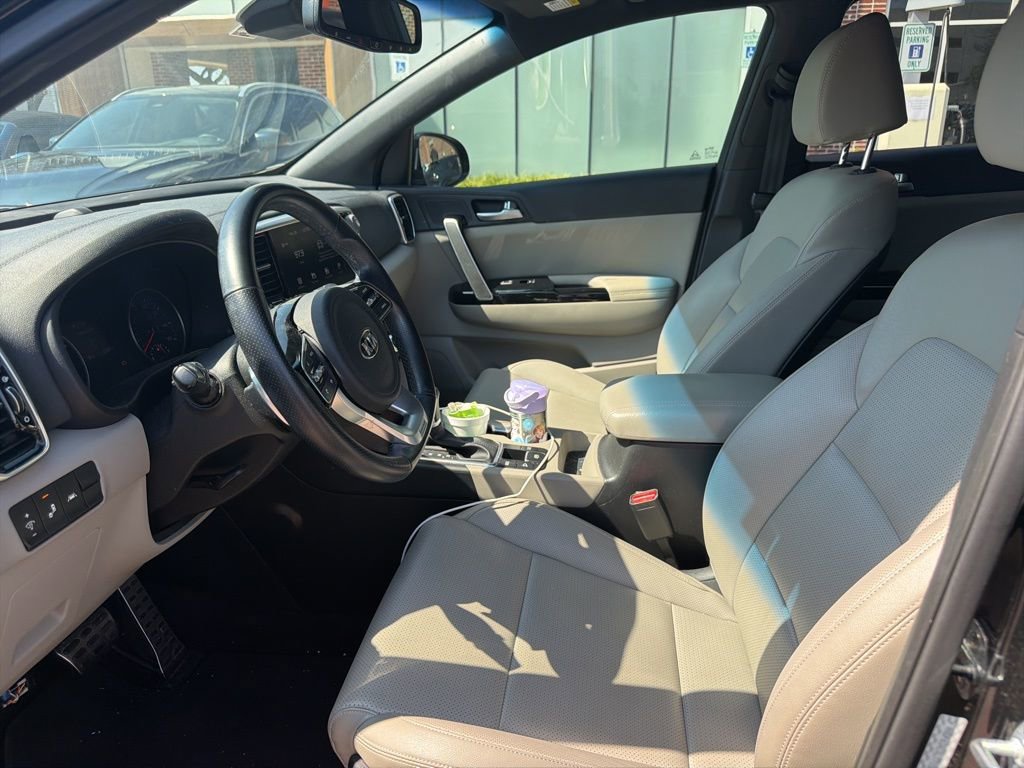 Used 2020 Kia Sportage S w/ S Premium Package image 9