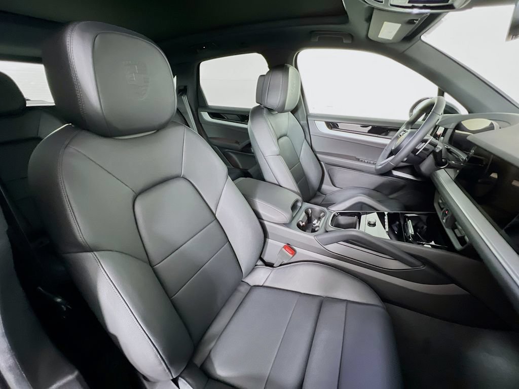 New 2026 Porsche Cayenne S AWD/4WD image 30