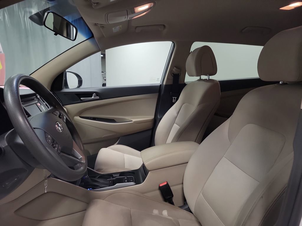Used 2017 Hyundai Tucson SE image 13