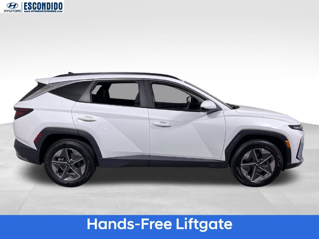 Certified 2025 Hyundai Tucson SEL AWD/4WD image 7