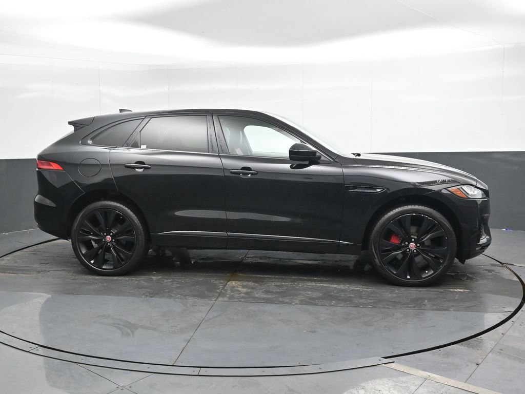 Used 2020 Jaguar F-PACE S image 3