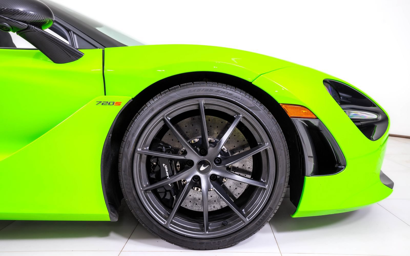 Used 2022 McLaren 720S Performance RWD image 18