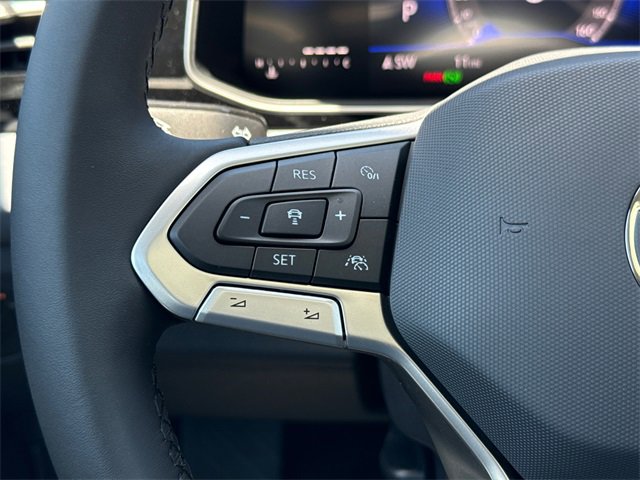 New 2025 Volkswagen Jetta SE image 32