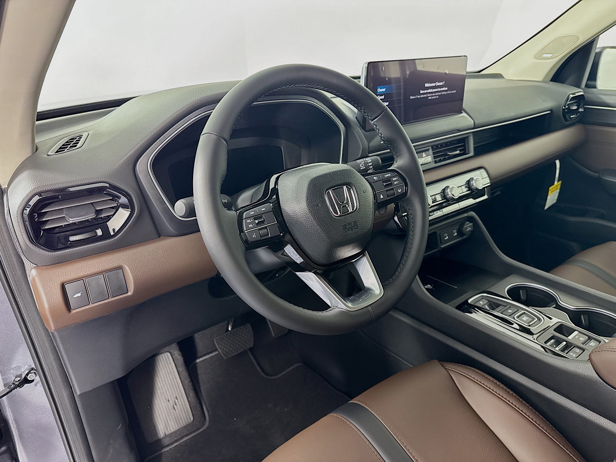 New 2026 Honda Pilot Touring image 9