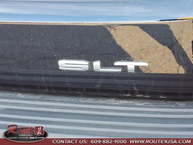 Used 2023 GMC Yukon XL SLT w/ SLT Premium Package image 21