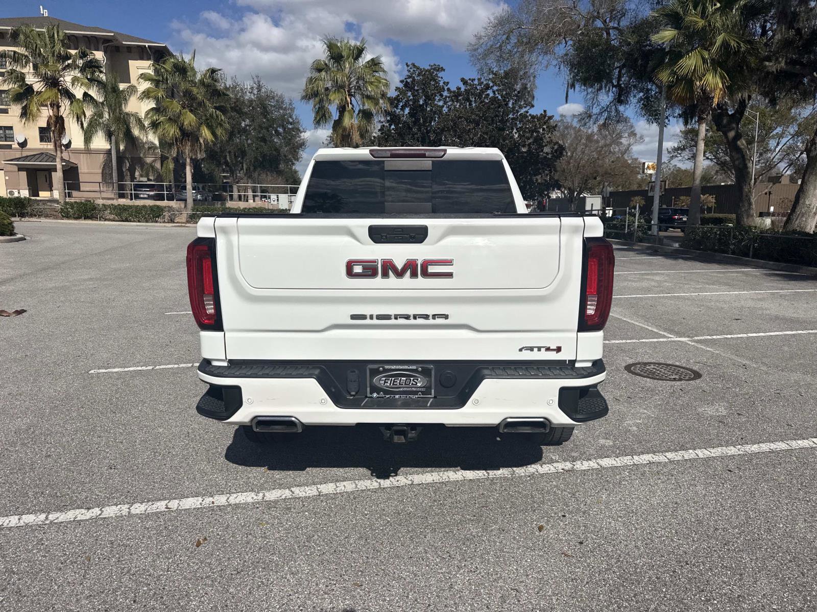 Used 2020 GMC Sierra 1500 AT4 w/ AT4 Premium Package image 5
