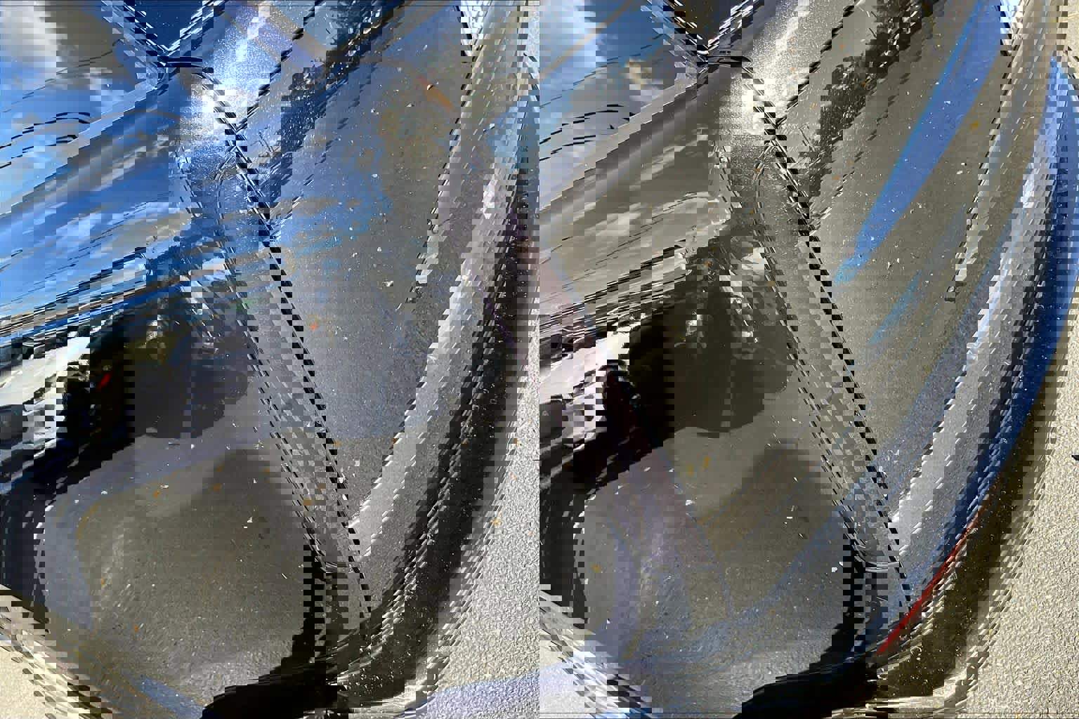 Used 2023 Land Rover Range Rover Long Wheelbase SE image 31