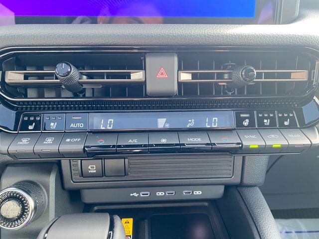 New 2027 Toyota Land Cruiser w/ Premium Package AWD/4WD image 17