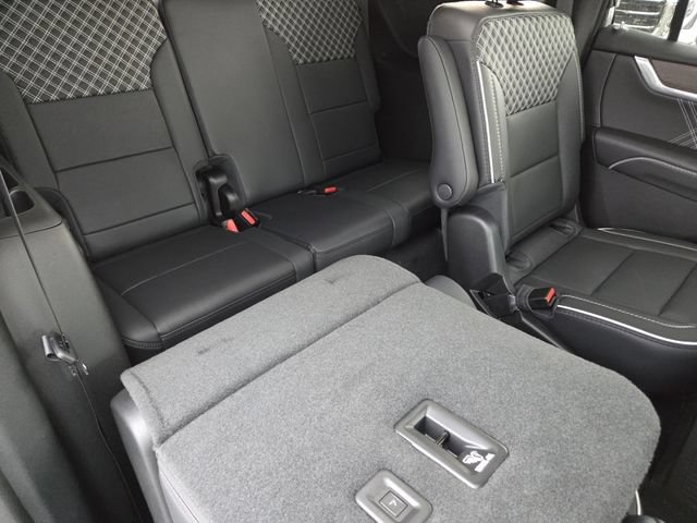 New 2026 GMC Acadia Denali w/ Super Cruise Package AWD/4WD image 26