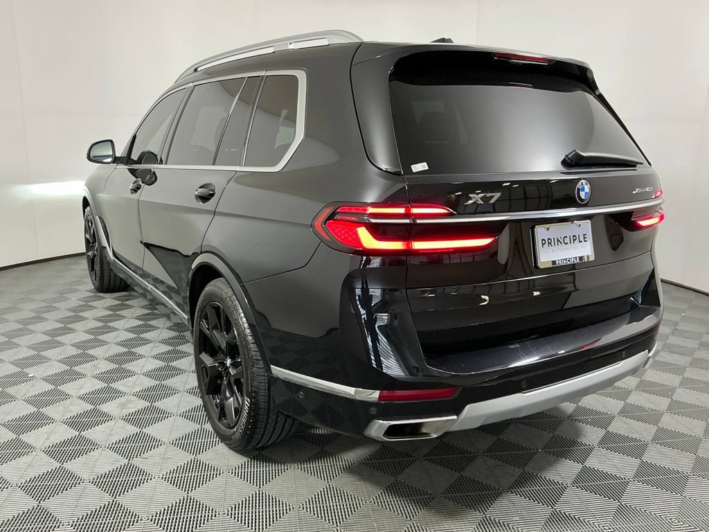 Used 2025 BMW X7 xDrive40i w/ Premium Package AWD/4WD image 7