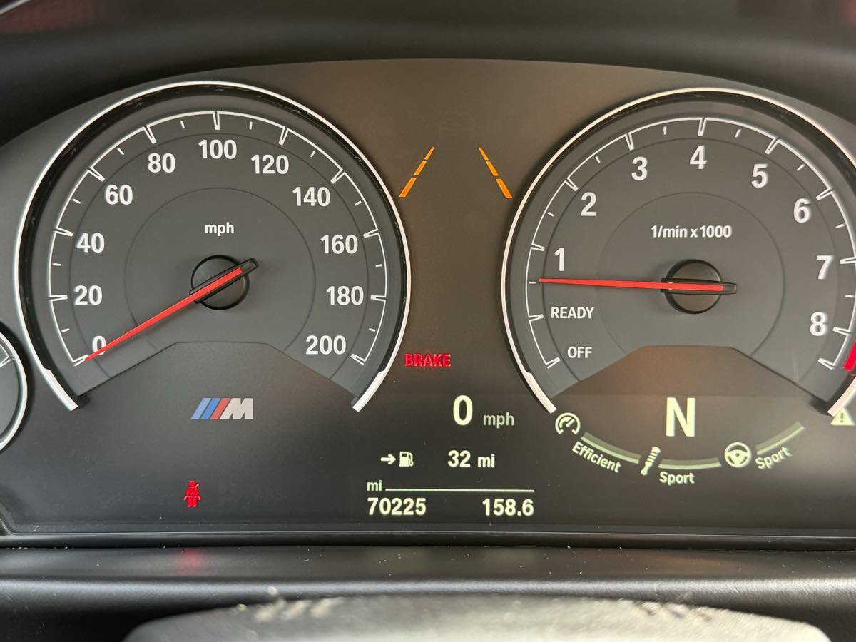 Used 2018 BMW M4 Convertible w/ Competition Package image 17