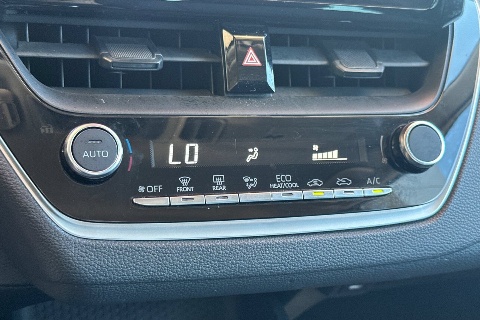 Certified 2024 Toyota Corolla LE FWD image 23