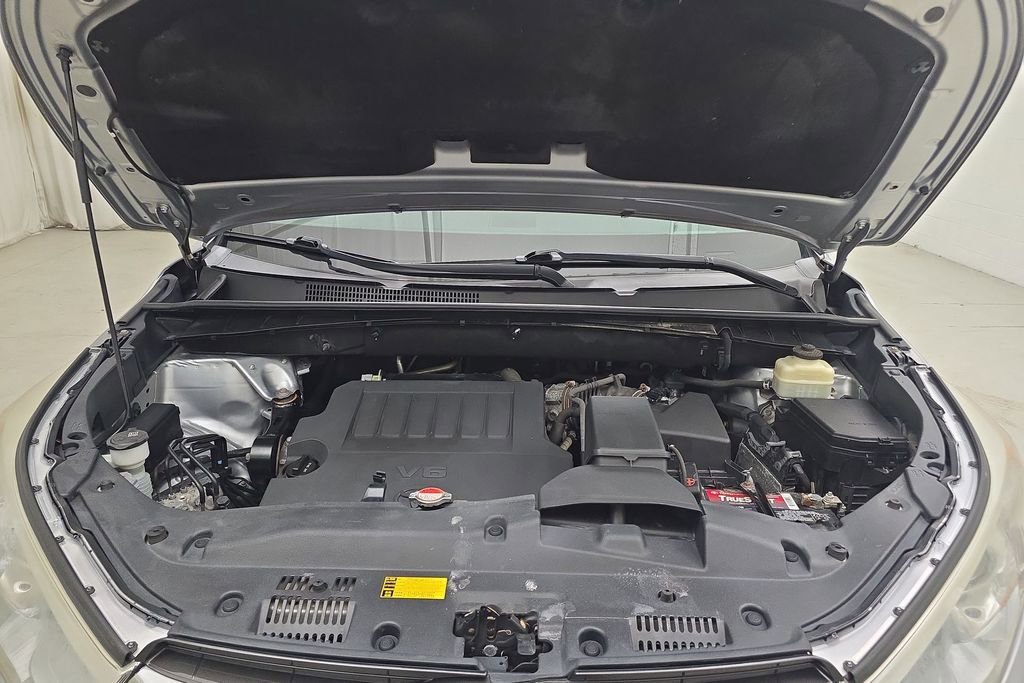 Used 2016 Toyota Highlander Limited w/ Driver Technology Package image 31