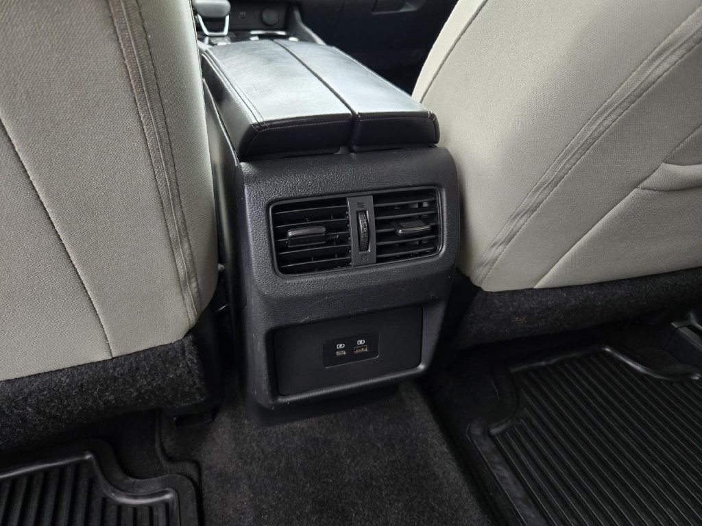 Certified 2023 Nissan Rogue SV FWD image 13