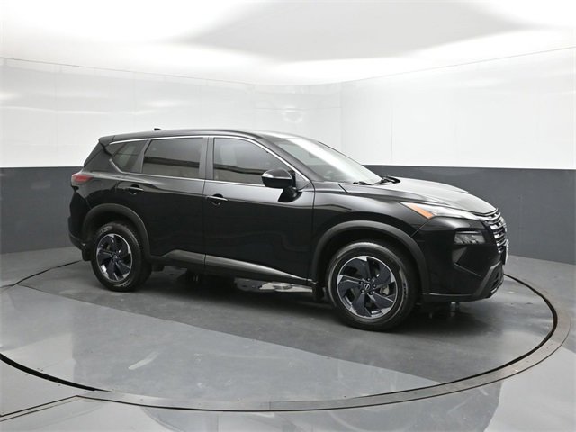 Certified 2024 Nissan Rogue SV image 17