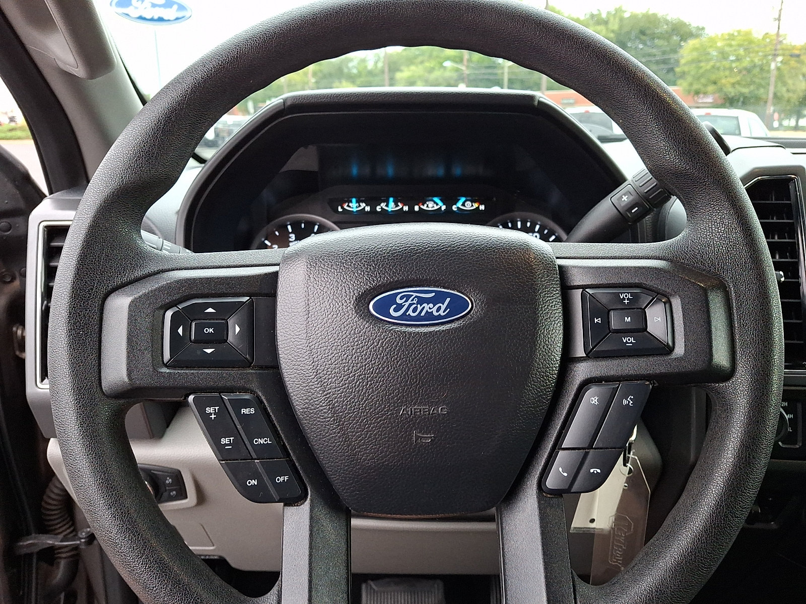 Certified 2020 Ford F250 XLT w/ XLT Value Package AWD/4WD image 19