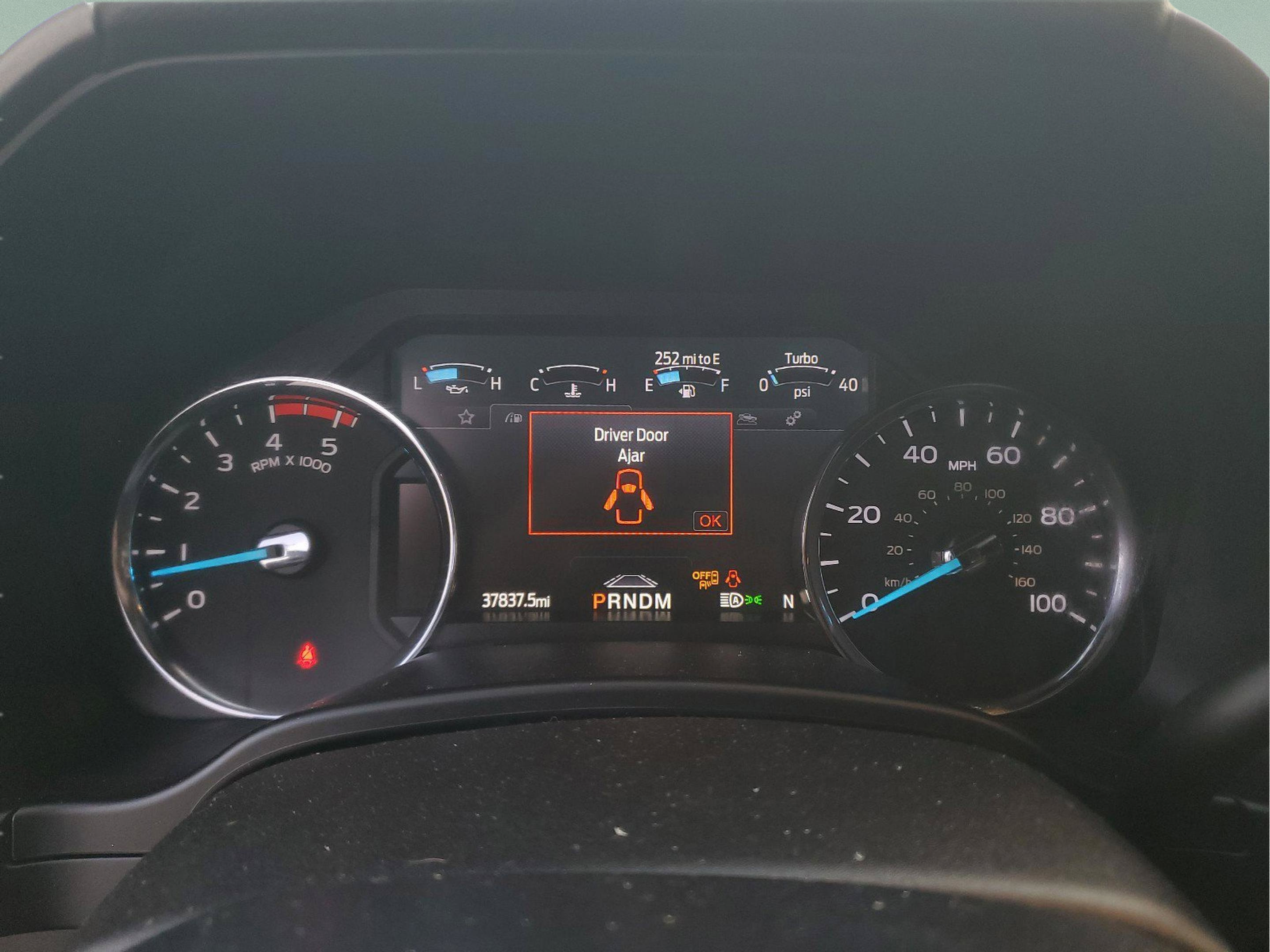 Used 2021 Ford F350 Platinum w/ Tremor Off-Road Package AWD/4WD image 26