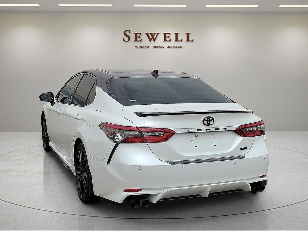 Used 2022 Toyota Camry XSE w/ Navigation Package image 3