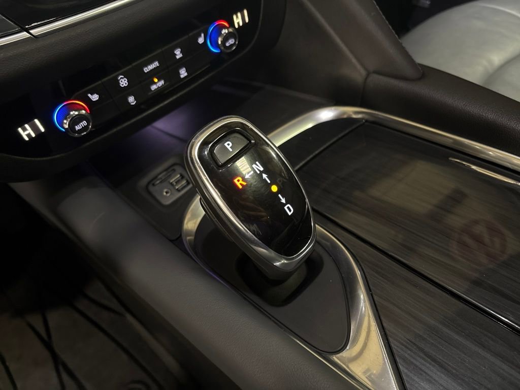 Used 2021 Buick Enclave Essence w/ Sound and Sites Package image 25