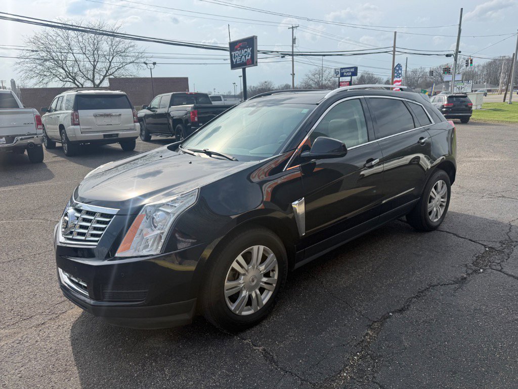 Used 2016 Cadillac SRX Luxury image 1