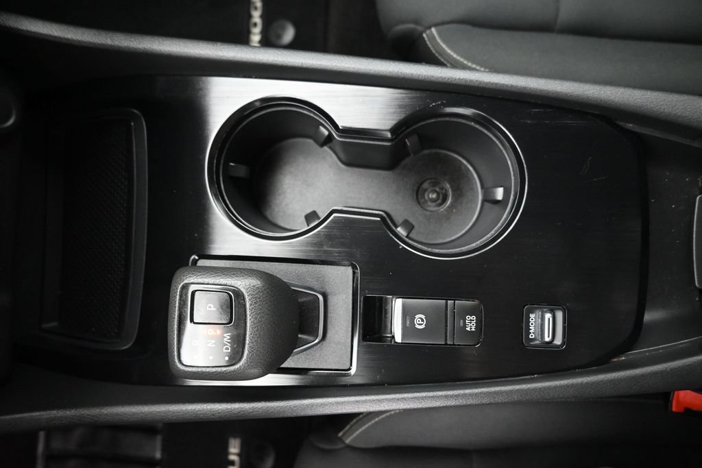 Used 2023 Nissan Rogue S FWD image 19