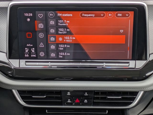 Certified 2025 Volkswagen Atlas Peak Edition SE image 19