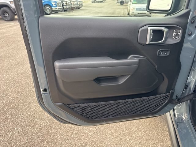 New 2026 Jeep Gladiator Mojave image 12