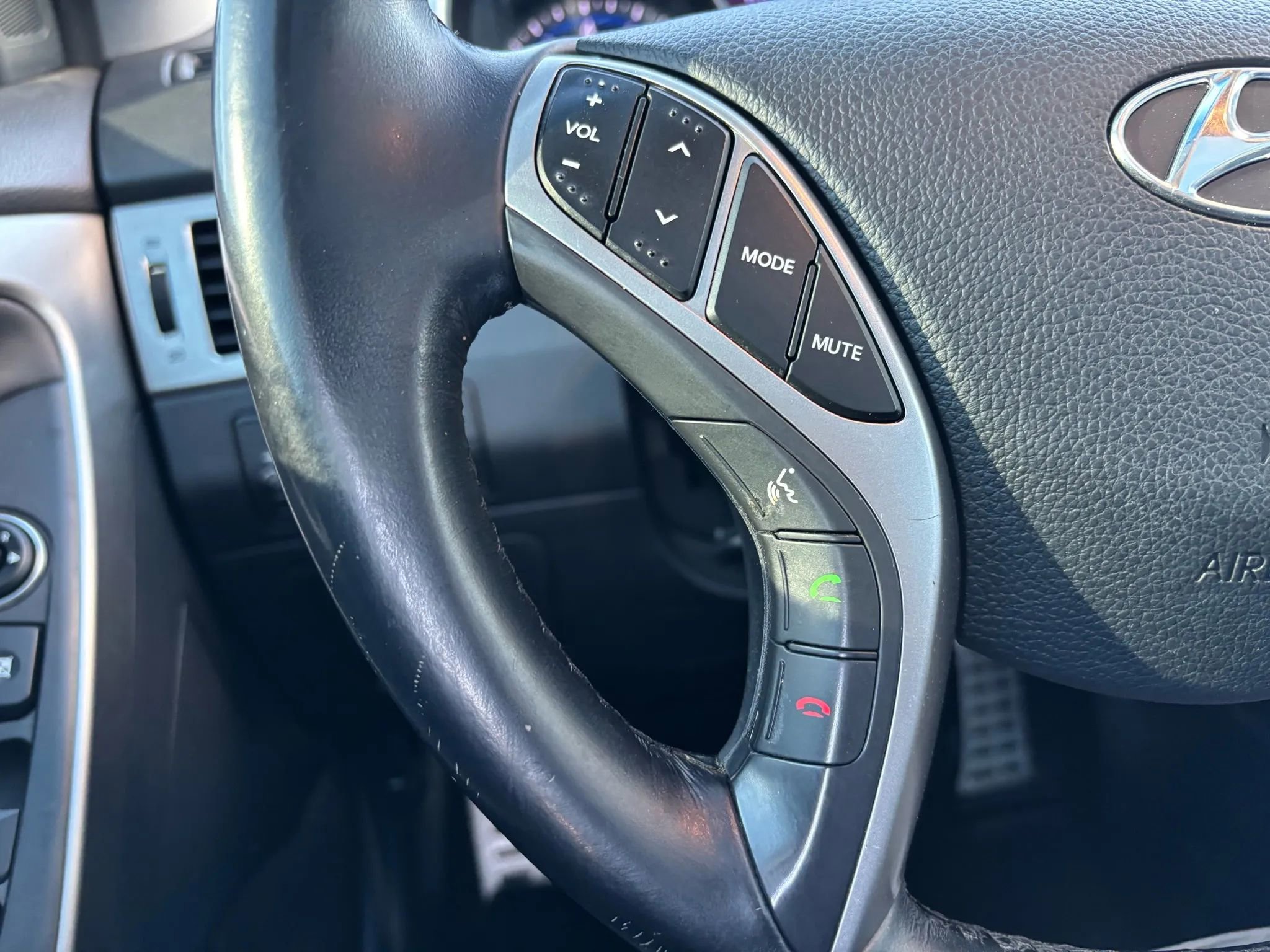 Used 2013 Hyundai Elantra GT w/ Tech Pkg image 24
