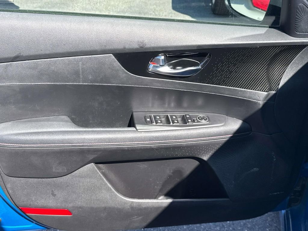 Certified 2023 Kia Forte GT w/ GT2 Package FWD image 27