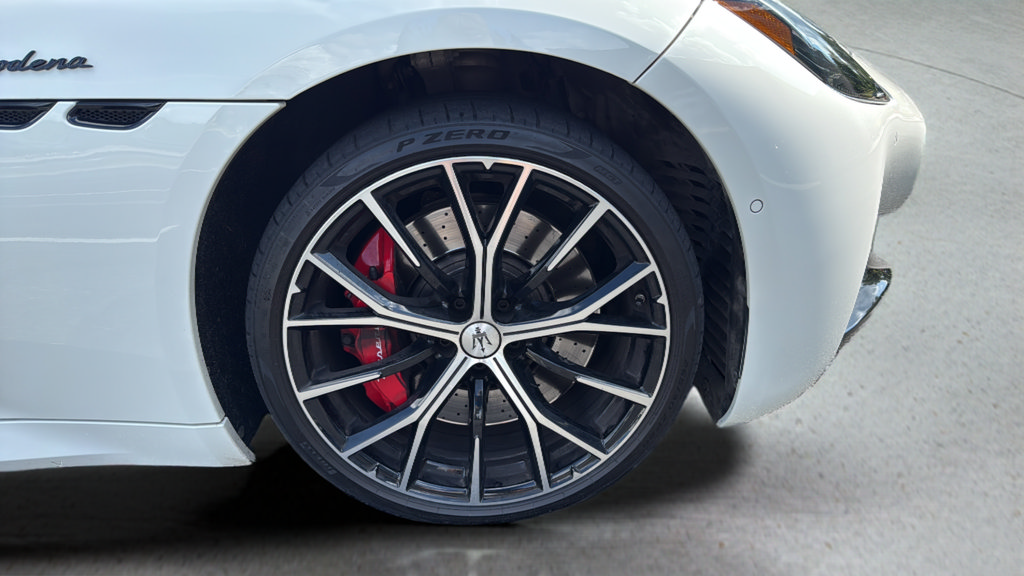 Used 2024 Maserati GranTurismo Modena AWD/4WD image 13